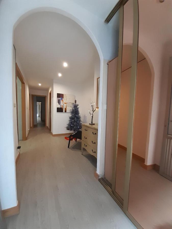Moderno Y Centrico Apartamento En Vigoアパートメント エクステリア 写真